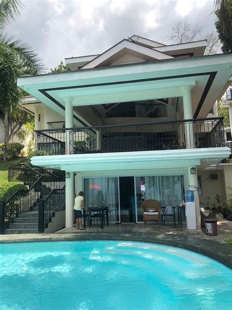 Robinland Vacation Home in Badian, Philippines .